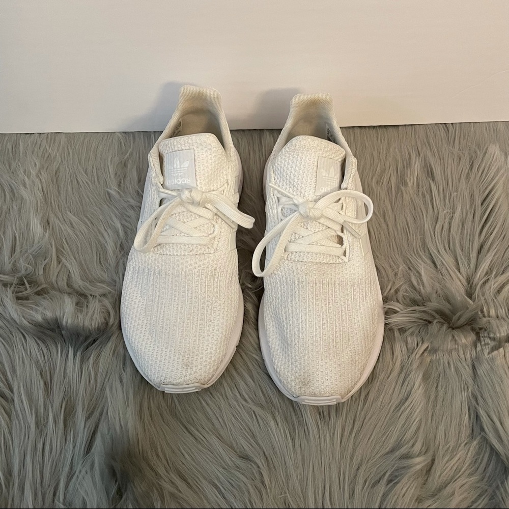 White adidas kids size 3